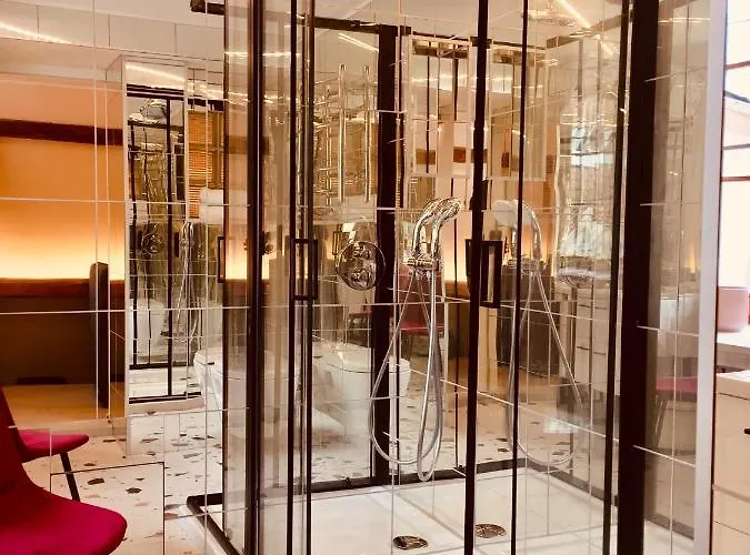 Sweet Home, Early Check In * リガ